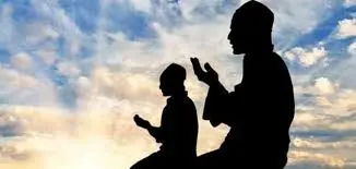 العودة إلى القيم الدينية في 2025.. لماذا يجد الناس في الإيمان ملاذًا وسط اضطراب الحياة؟